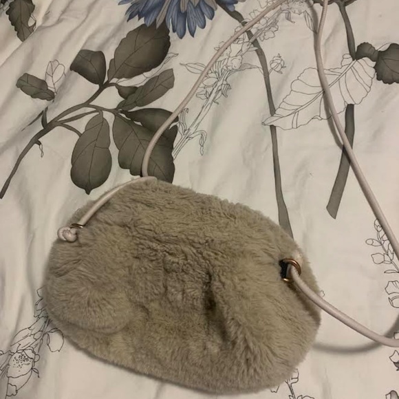 Fluffy Purse Crossbody - Picture 4 of 5